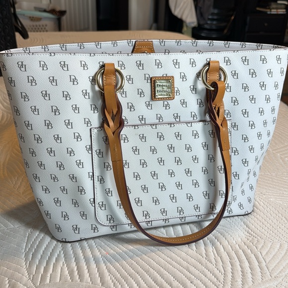 Dooney & Bourke Tammy Tote - Picture 1 of 9